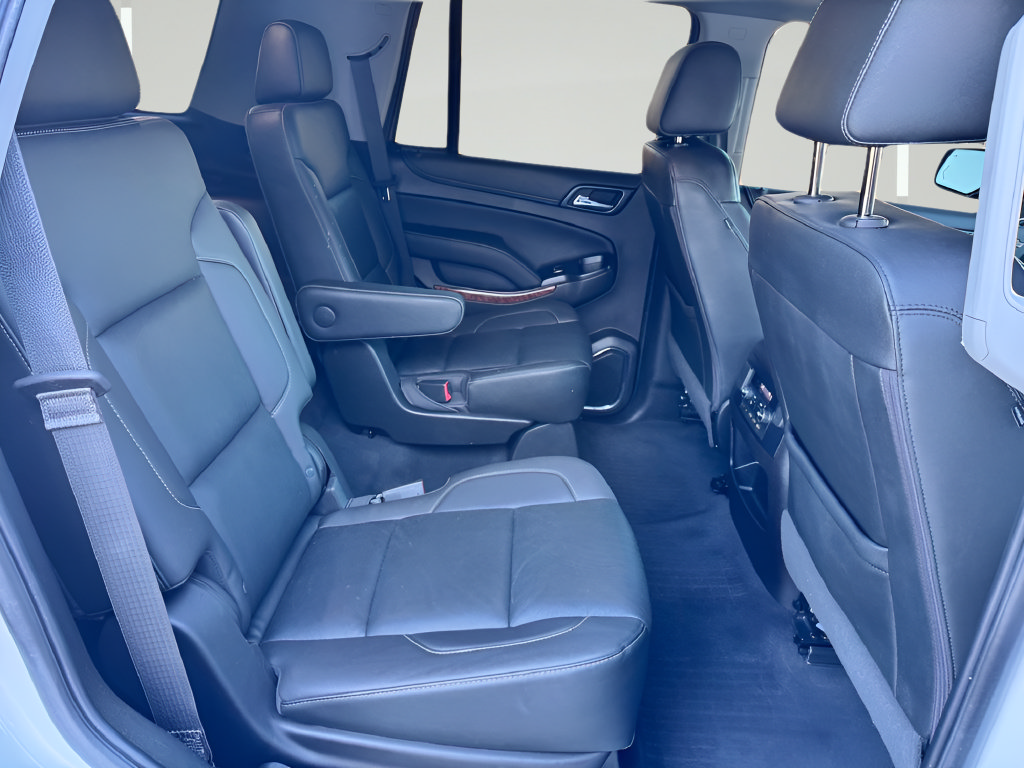 Used 2019 Chevrolet Tahoe Premier AWD/4WD image 32
