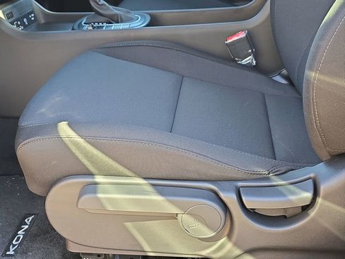 New 2026 Hyundai Kona SE image 26