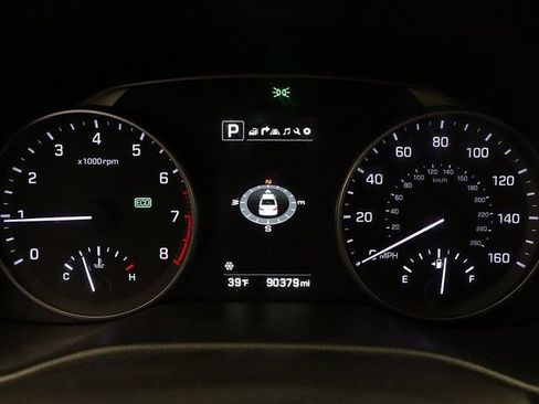 Used 2017 Hyundai Elantra Limited w/ Limited Ultimate Package 05 FWD image 15