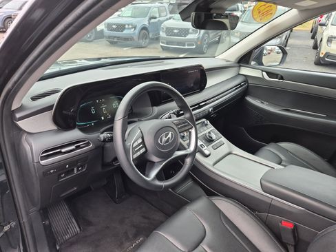 Used 2023 Hyundai Palisade SEL image 12