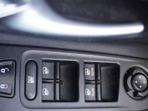 Used 2017 Jeep Renegade Trailhawk image 37