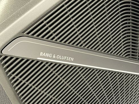 New 2025 Audi Q5 2.0T Premium Plus image 22