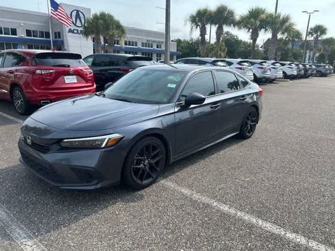 Used 2022 Honda Civic Sport image 2
