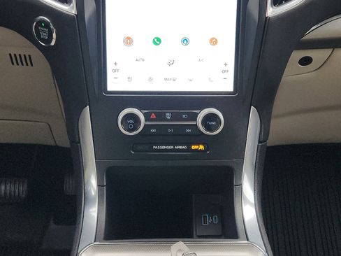 Certified 2022 Ford Edge Titanium w/ Equipment Group 301A image 18