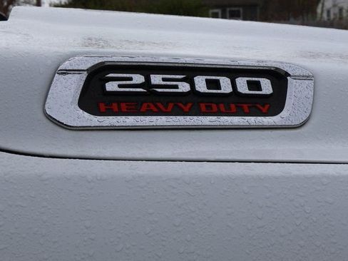Used 2024 RAM 2500 Limited w/ Safety Group AWD/4WD image 9