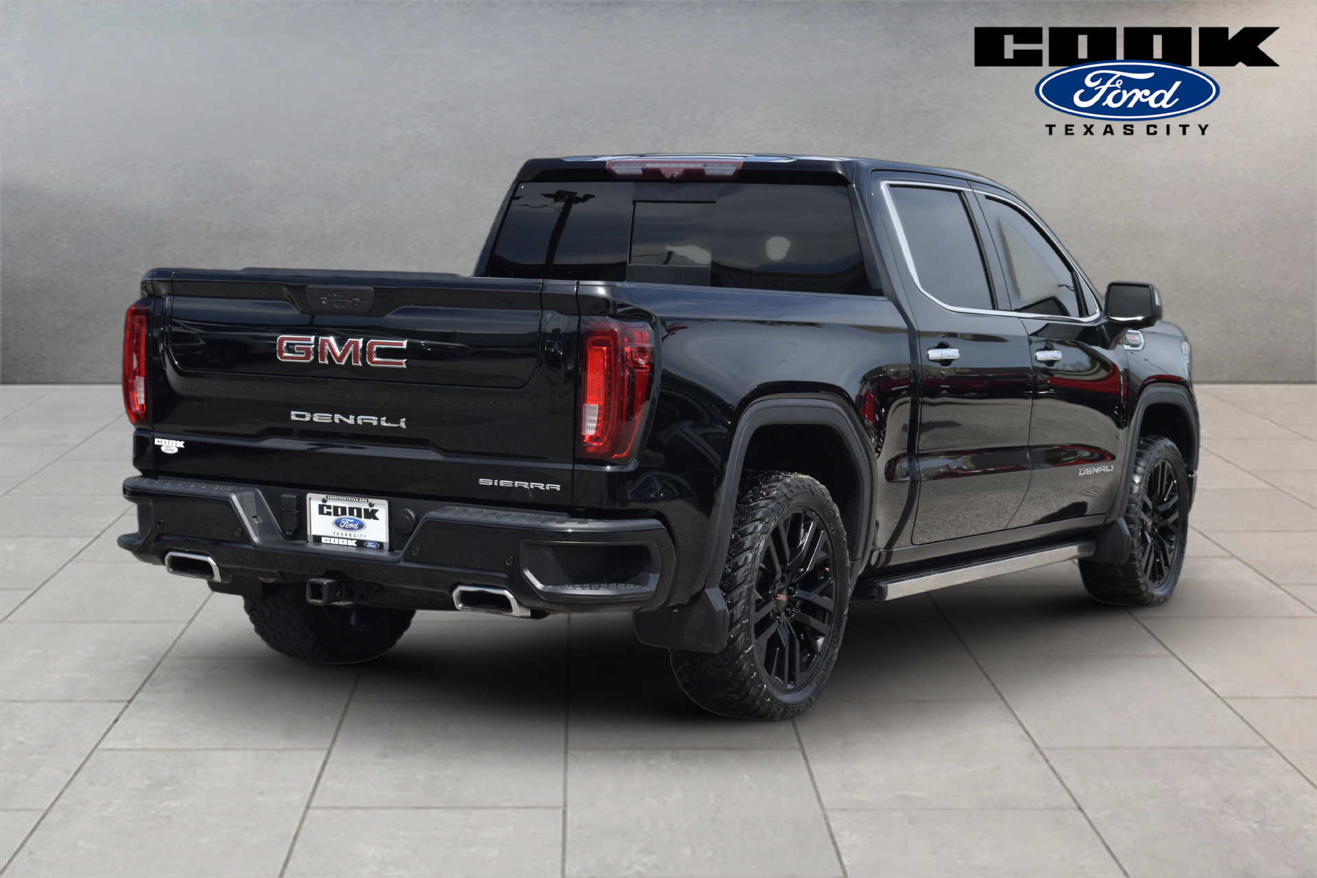 Used 2021 GMC Sierra 1500 Denali w/ Denali Ultimate Package AWD/4WD image 3