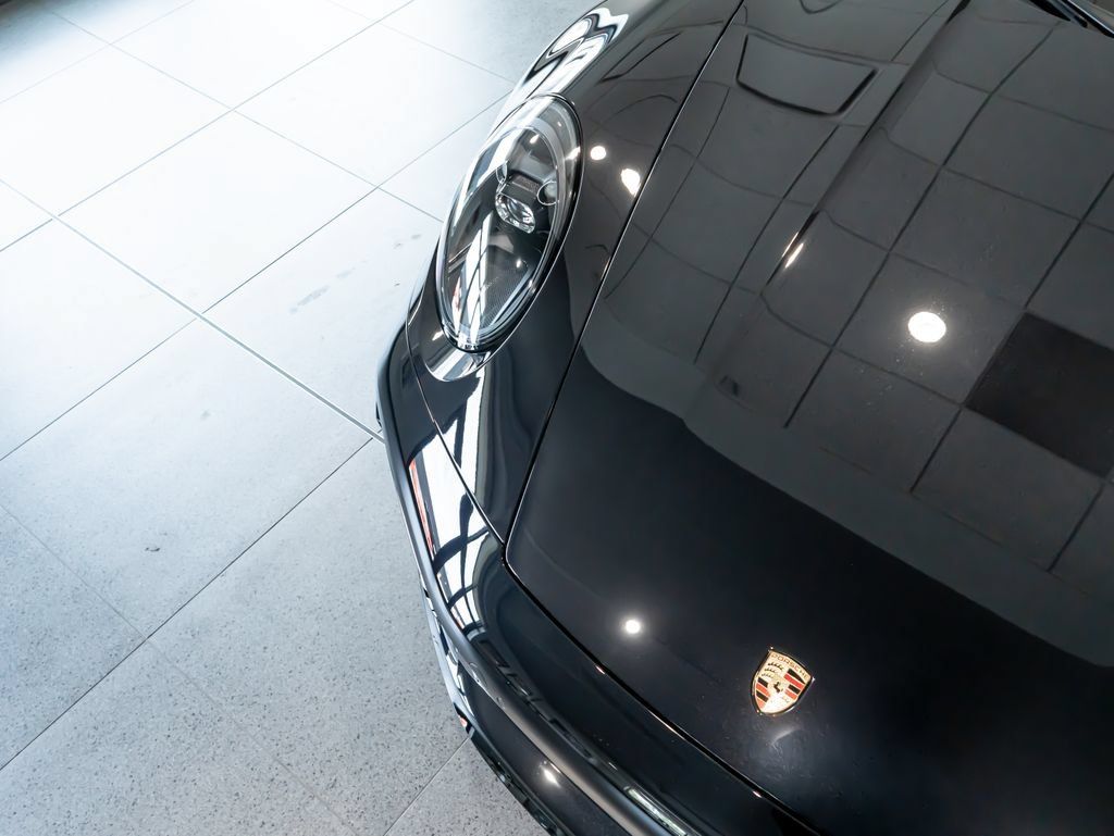 Certified 2023 Porsche 911 50th Anniversary Edition AWD/4WD image 33
