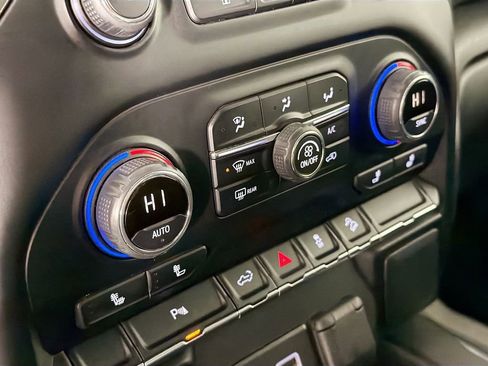 Used 2022 Chevrolet Silverado 1500 LT Trail Boss w/ Safety Package image 14