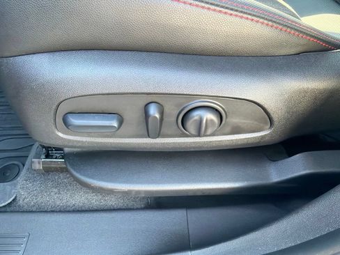 Used 2024 Chevrolet Equinox RS FWD image 20