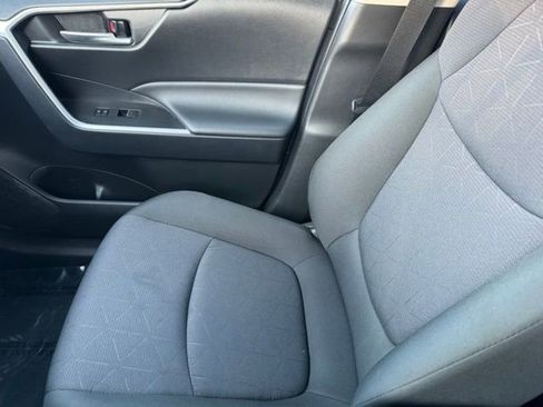 Certified 2025 Toyota RAV4 XLE AWD/4WD image 21