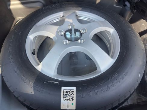 Used 2023 Jeep Grand Cherokee Limited w/ Black Appearance Package image 56