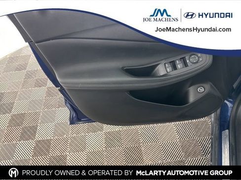 Used 2023 Buick Encore GX Select image 22