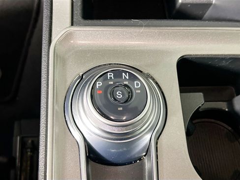 Used 2023 Ford Edge SEL image 25