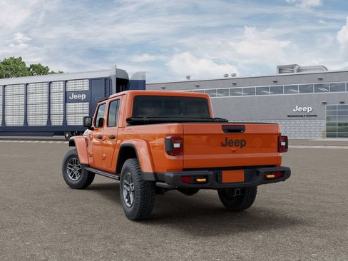 New 2026 Jeep Gladiator Mojave w/ Steel Bumper Group AWD/4WD image 3