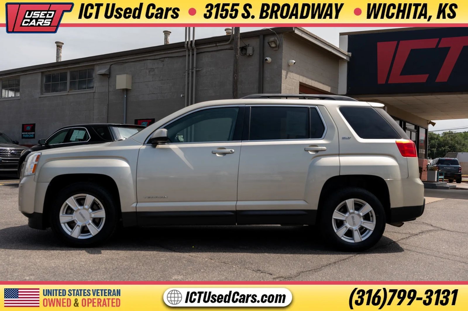Used 2013 GMC Terrain SLT w/ Cargo Package AWD/4WD image 4