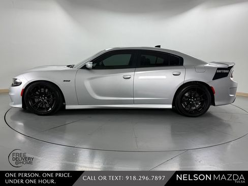 Used 2021 Dodge Charger Scat Pack w/ Daytona Edition Group RWD image 9