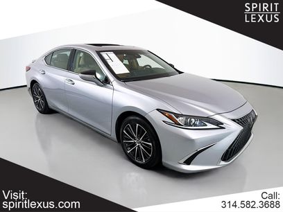 Used 2025 Lexus ES 300h w/ Premium Package