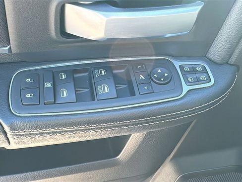 Used 2024 RAM 2500 Big Horn w/ Bed Utility Group image 14