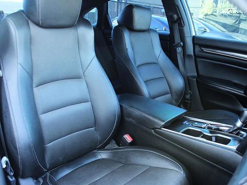 Used 2019 Honda Accord Sport image 23