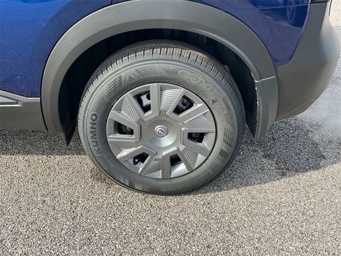 New 2026 Nissan Kicks S image 13