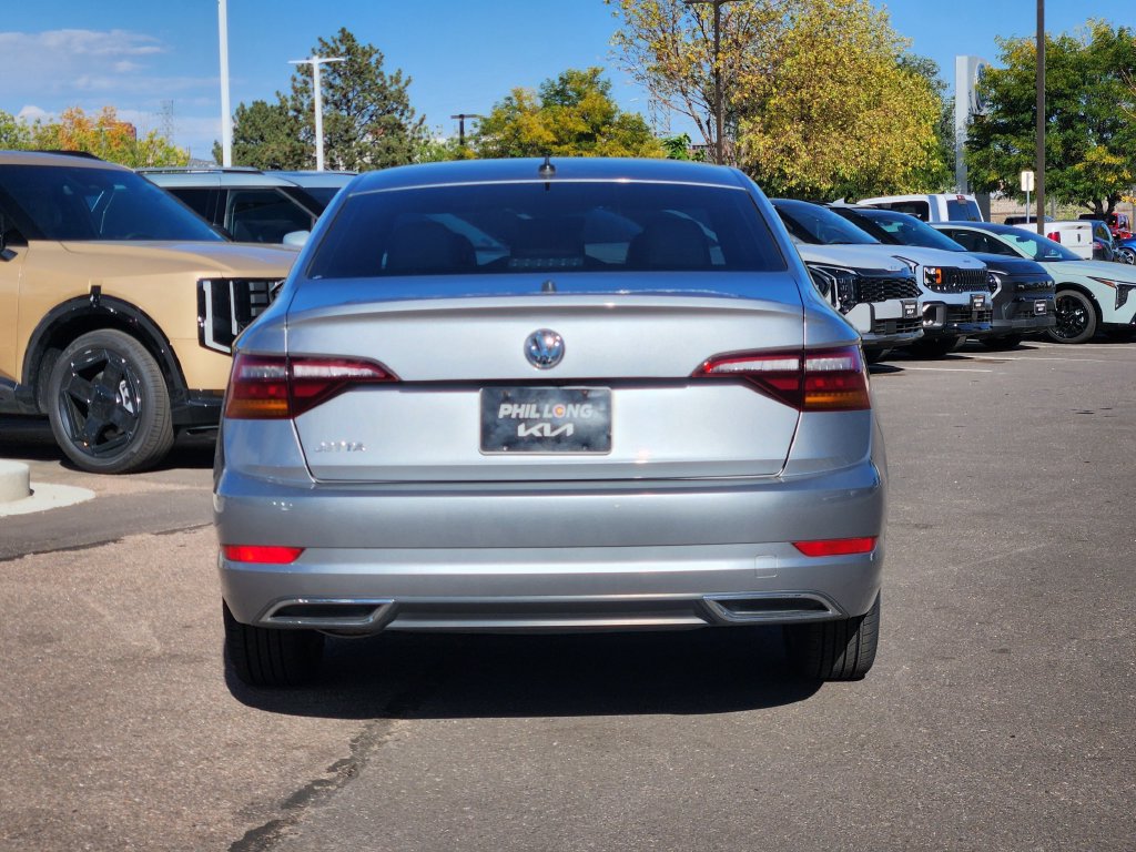 Used 2019 Volkswagen Jetta R-Line w/ R-Line Cold Weather Package FWD image 6
