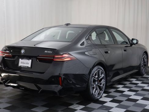 New 2026 BMW 530i xDrive w/ M Sport Package image 17