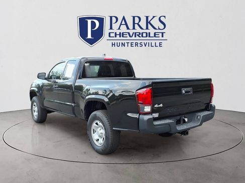 Used 2023 Toyota Tacoma SR AWD/4WD image 30