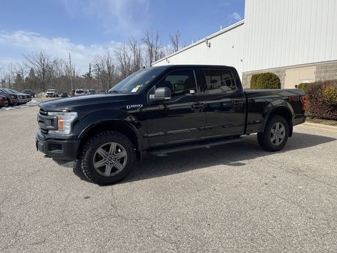 Used 2019 Ford F150 XLT w/ Equipment Group 302A Luxury image 8