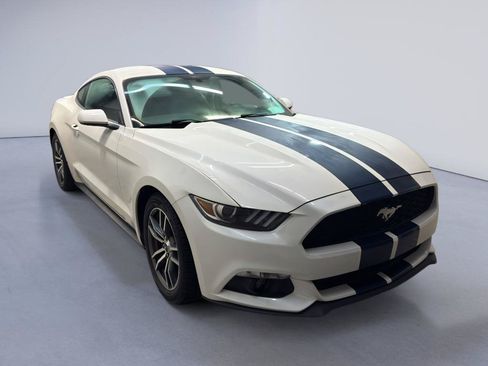 Used 2017 Ford Mustang Coupe RWD image 1