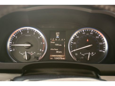 Used 2015 Toyota Highlander XLE AWD/4WD image 23