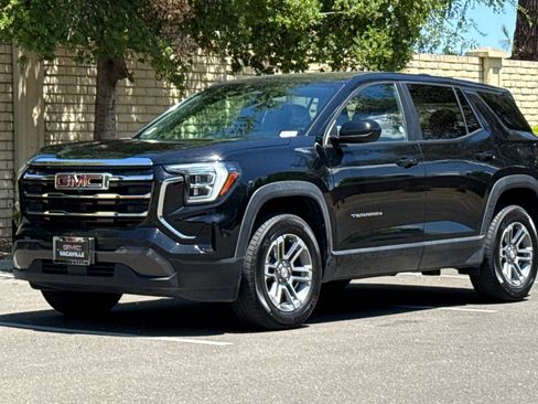 Used 2025 GMC Terrain Elevation AWD/4WD image 9