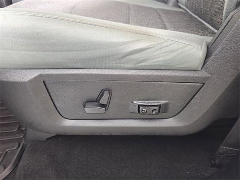 Used 2017 RAM 1500 Big Horn image 22