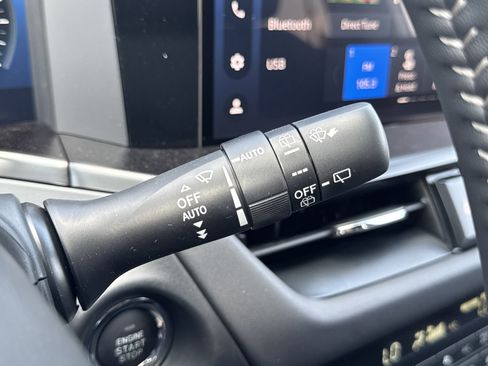 New 2026 Subaru Outback Touring image 18