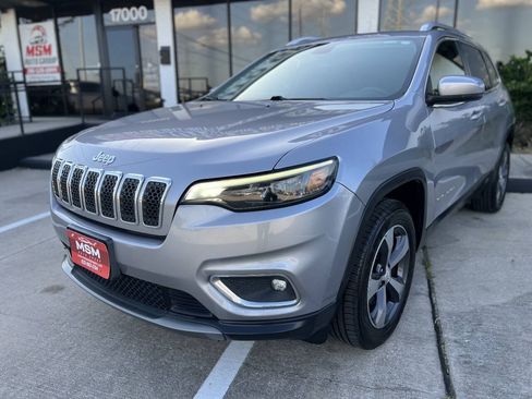 Used 2019 Jeep Cherokee Limited AWD/4WD image 1