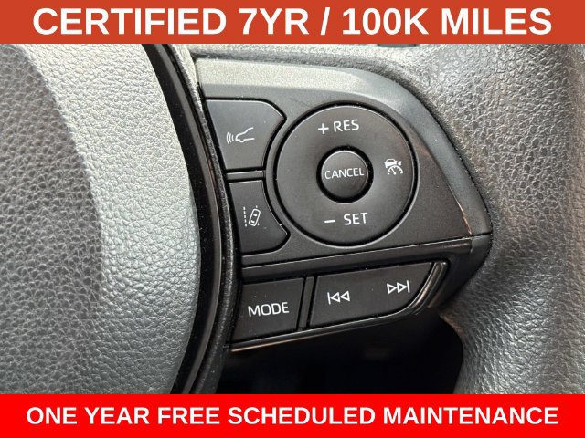 Used 2024 Toyota RAV4 XLE FWD image 23