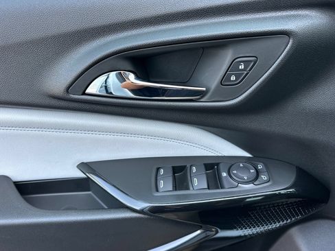 New 2026 Chevrolet Trax LT FWD image 11