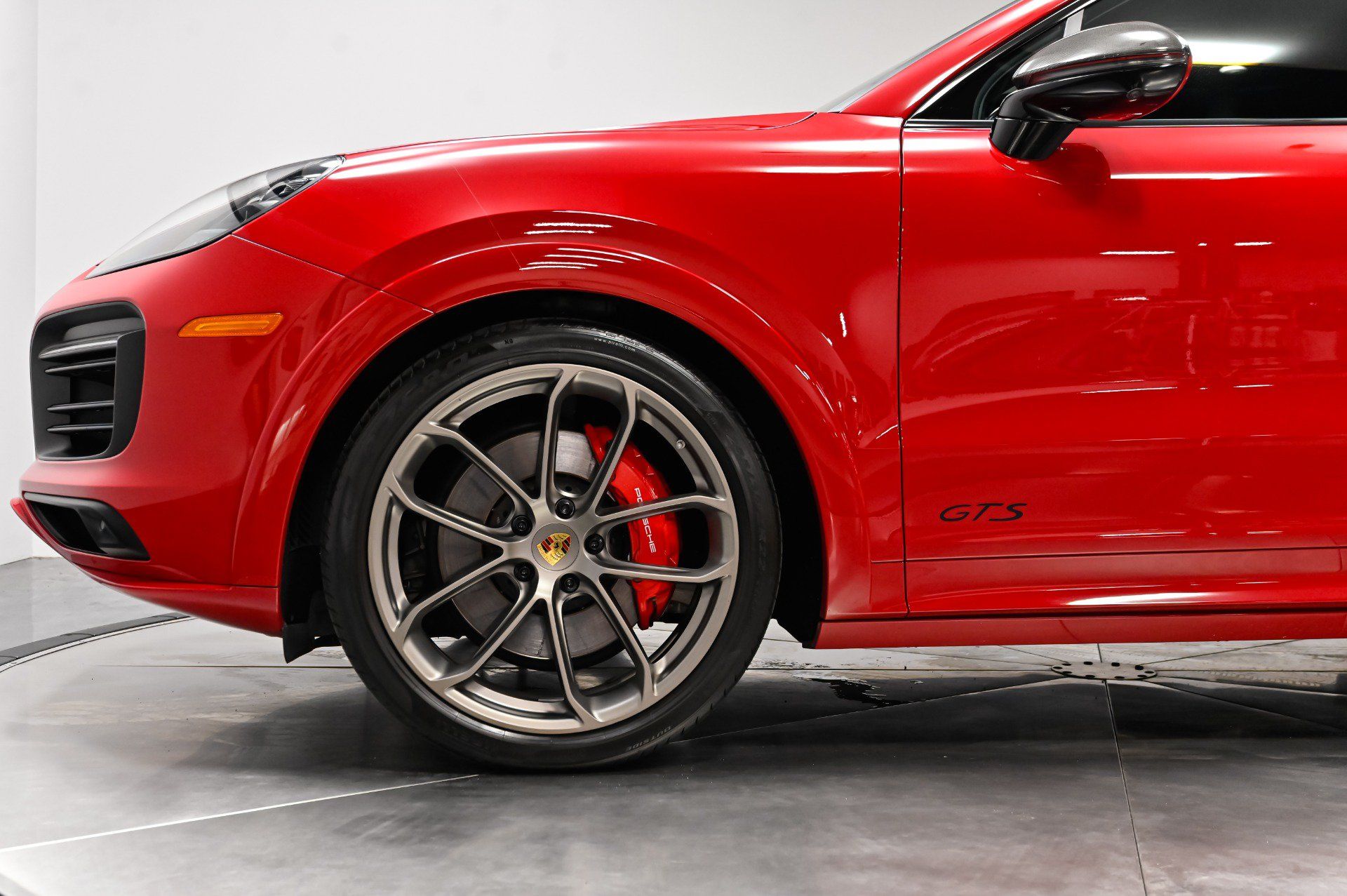 Used 2021 Porsche Cayenne GTS AWD/4WD image 31