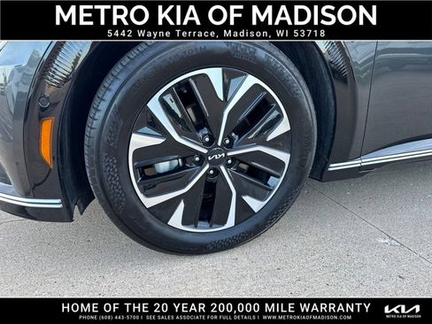 Used 2024 Kia EV6 Wind w/ Wind Technology Package AWD/4WD image 10
