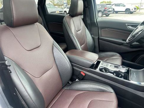 Used 2020 Ford Edge Titanium w/ Equipment Group 301A AWD/4WD image 48