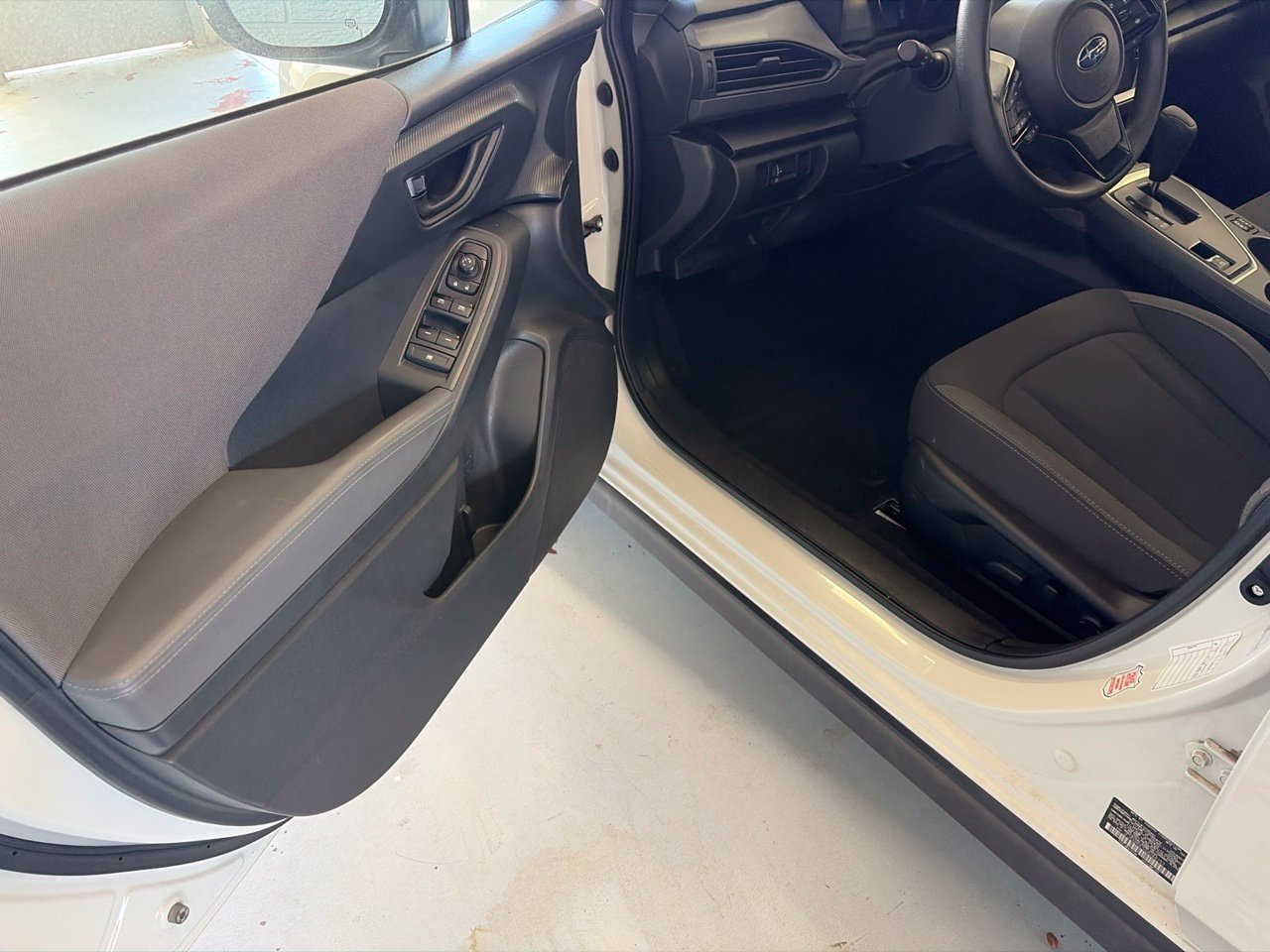 Used 2025 Subaru Crosstrek 2.5i Premium AWD/4WD image 9