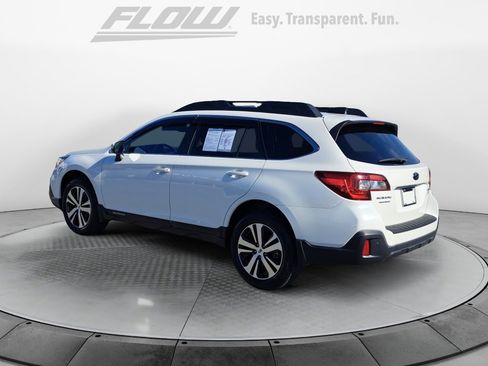 Used 2018 Subaru Outback 2.5i Limited image 6