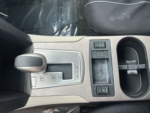 Used 2012 Subaru Outback 2.5i Premium w/ All-Weather Pkg image 32