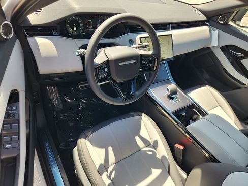 New 2026 Land Rover Range Rover Evoque Dynamic SE AWD/4WD image 14