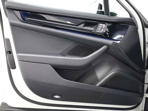 Certified 2024 Porsche Panamera 4 AWD/4WD image 16