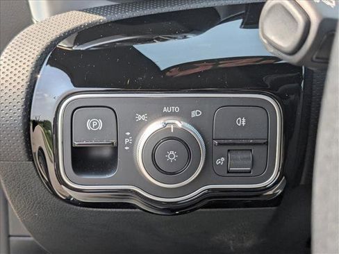 Used 2025 Mercedes-Benz CLA 250 CLA 250 image 18