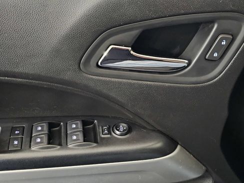 Used 2019 Chevrolet Colorado ZR2 AWD/4WD image 17