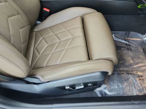 Used 2025 BMW 530i RWD image 23