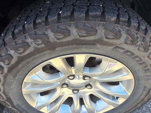 Used 2014 RAM 1500 Laramie Longhorn w/ Convenience Group AWD/4WD image 11