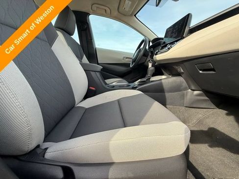 Used 2023 Toyota Corolla LE FWD image 19