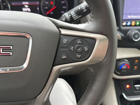 Used 2019 GMC Terrain Denali w/ Advanced Safety Package FWD image 25